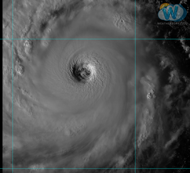 טייפון טראמי תמונת לווין