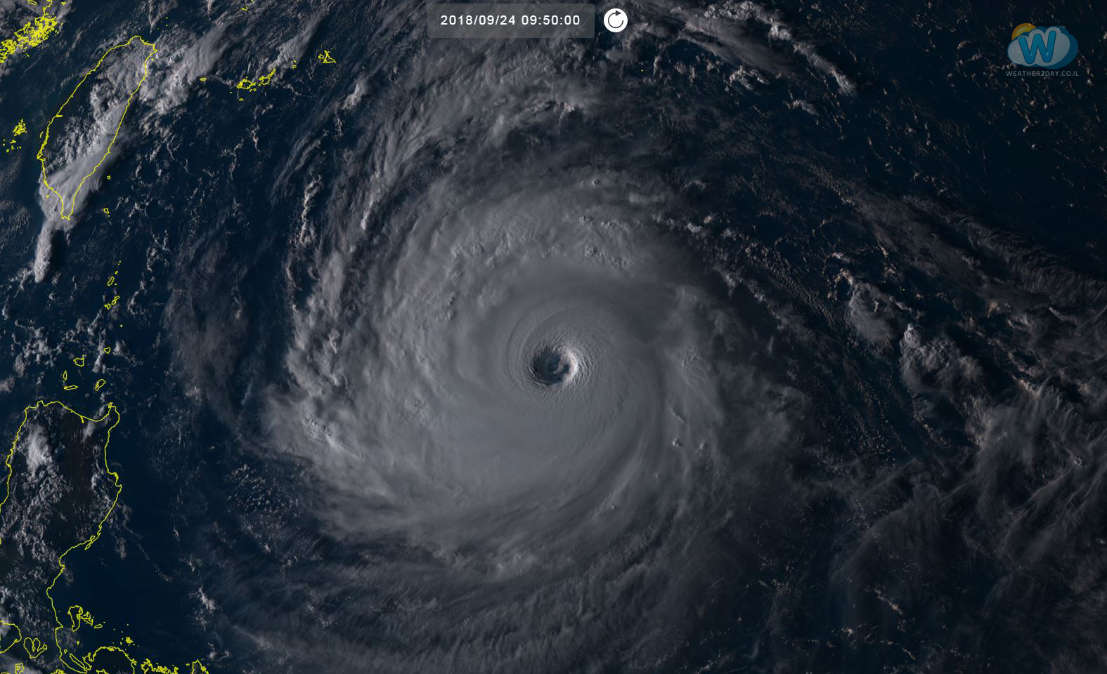 Himawari-8 - typhoon trami
