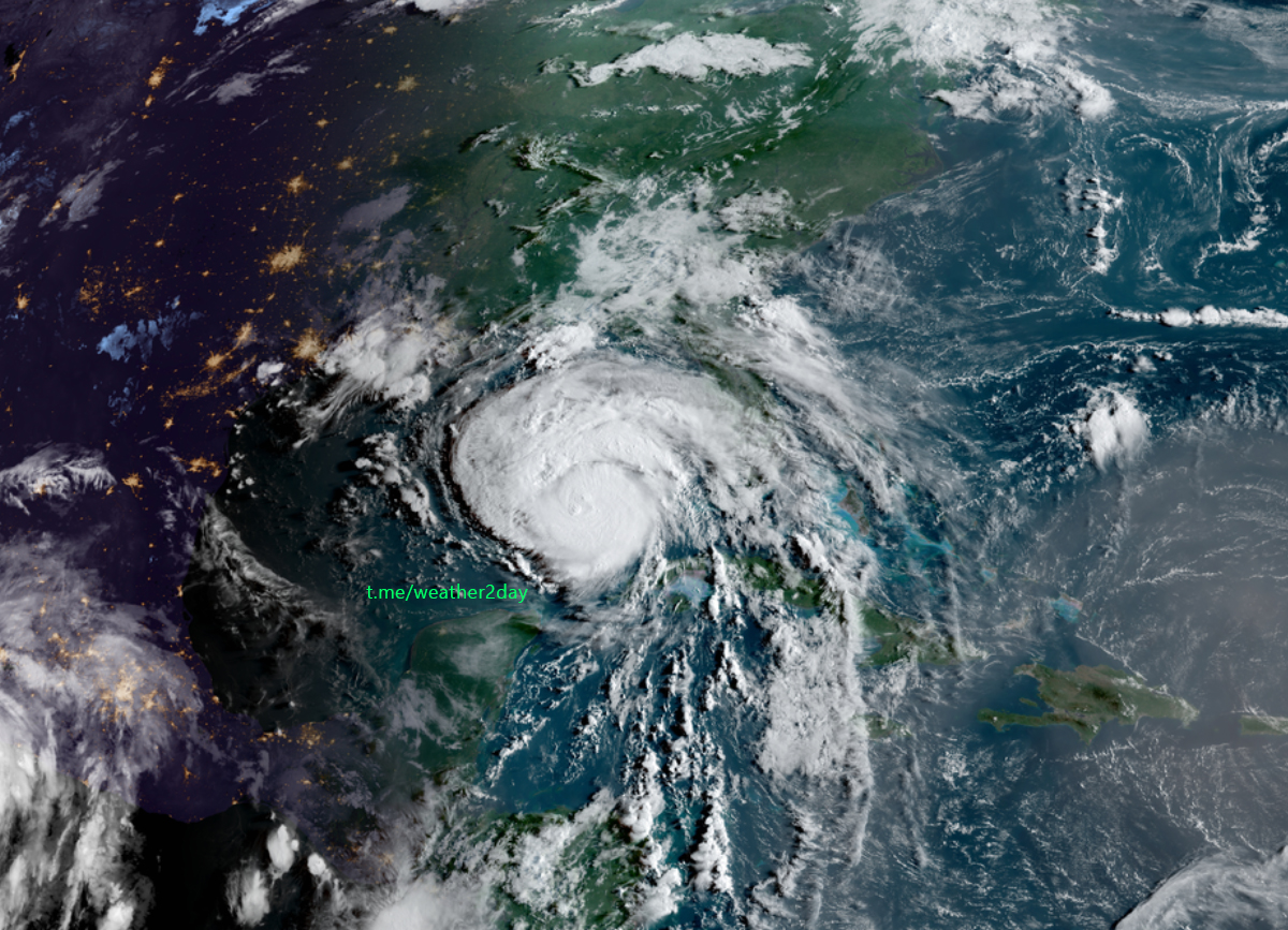 הוריקן "אידה" תמונת לווין יום שבת 28.08.2021