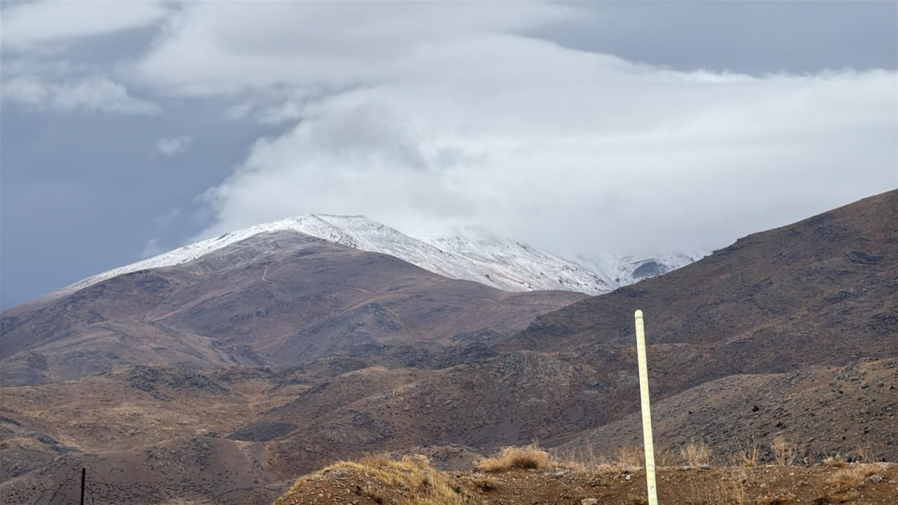 פסגת החרמון בלבן, צילום: כפיר סבג