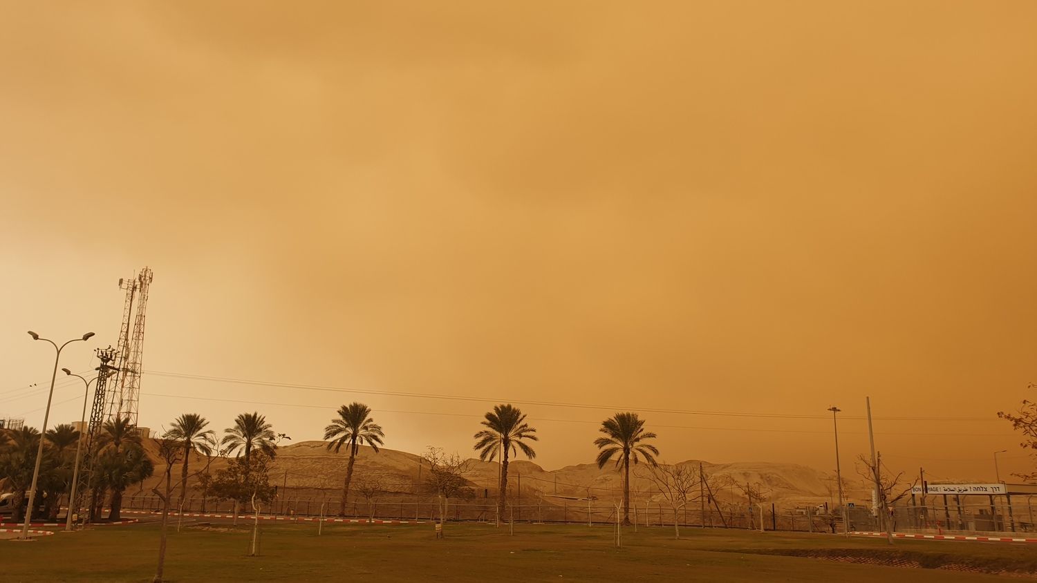 כניסת סופת חול במעבר גשר אלנבי, גבול ישראל ירדן