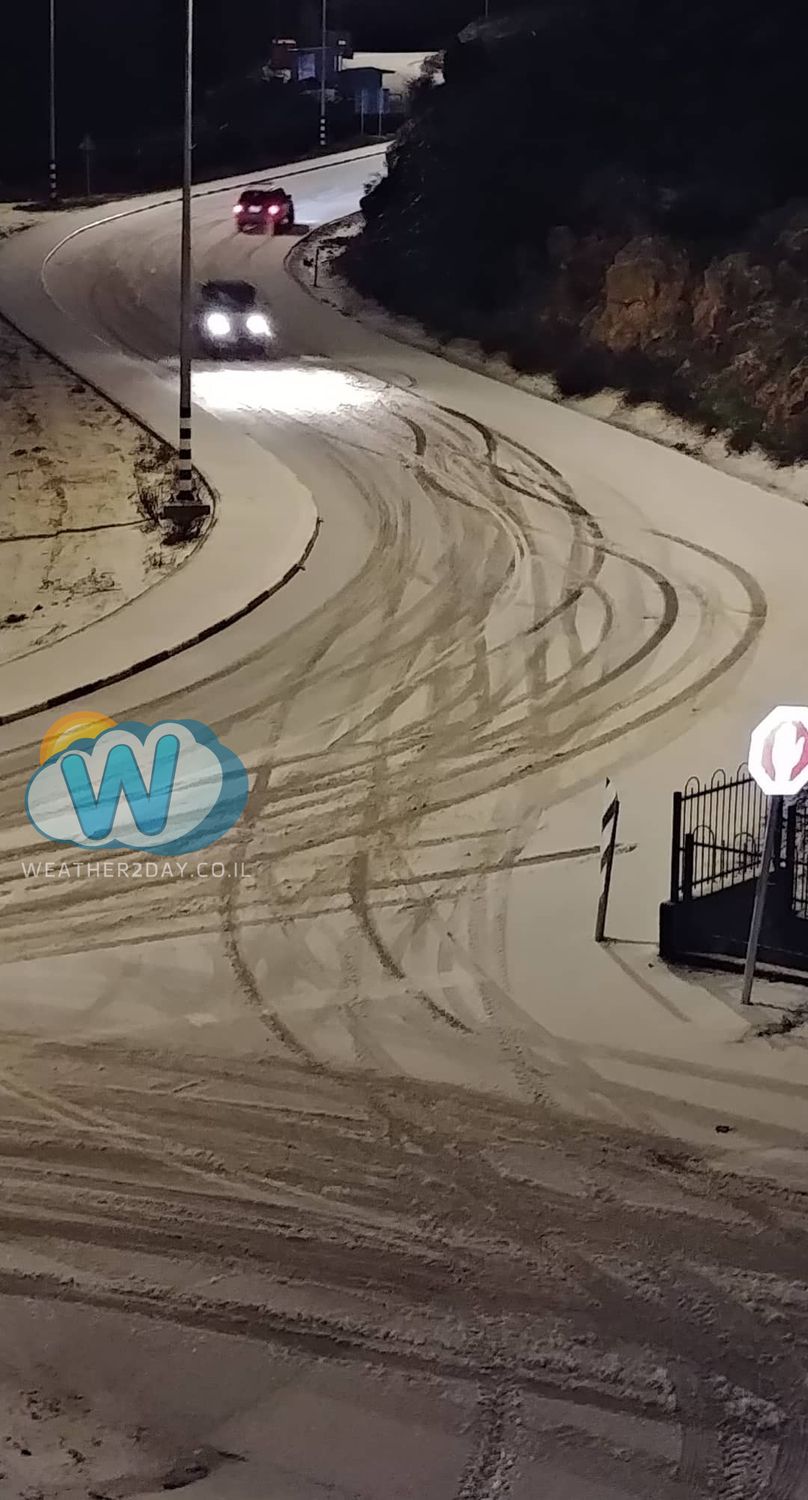 שלג בשער העליה לחרמון